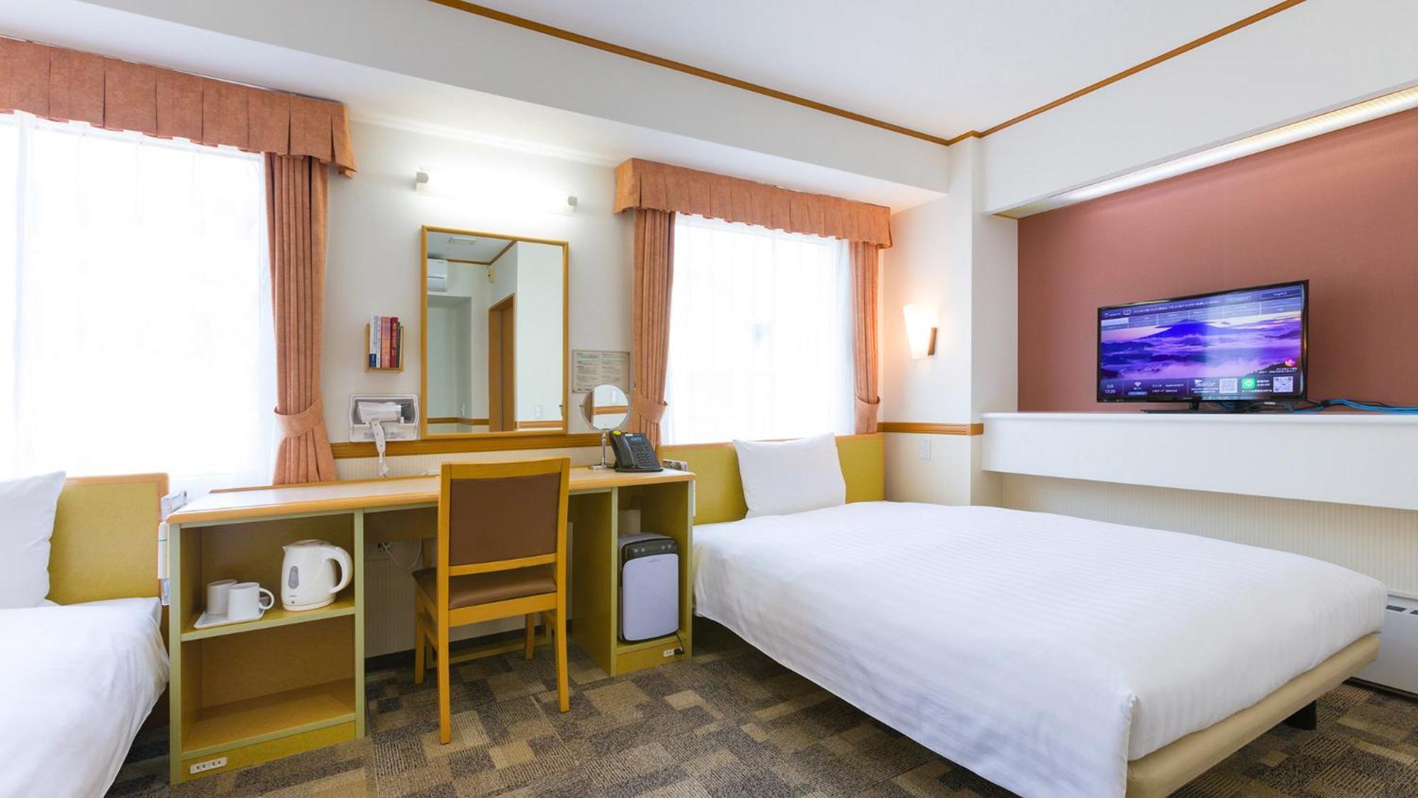 Toyoko Inn Yonezawa Ekimae Szoba fotó