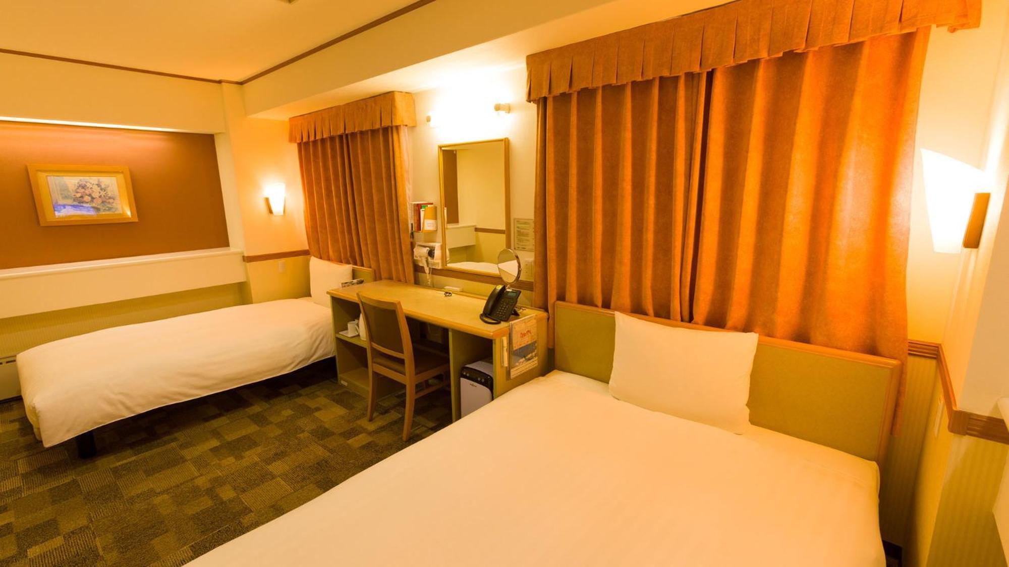 Toyoko Inn Yonezawa Ekimae Szoba fotó
