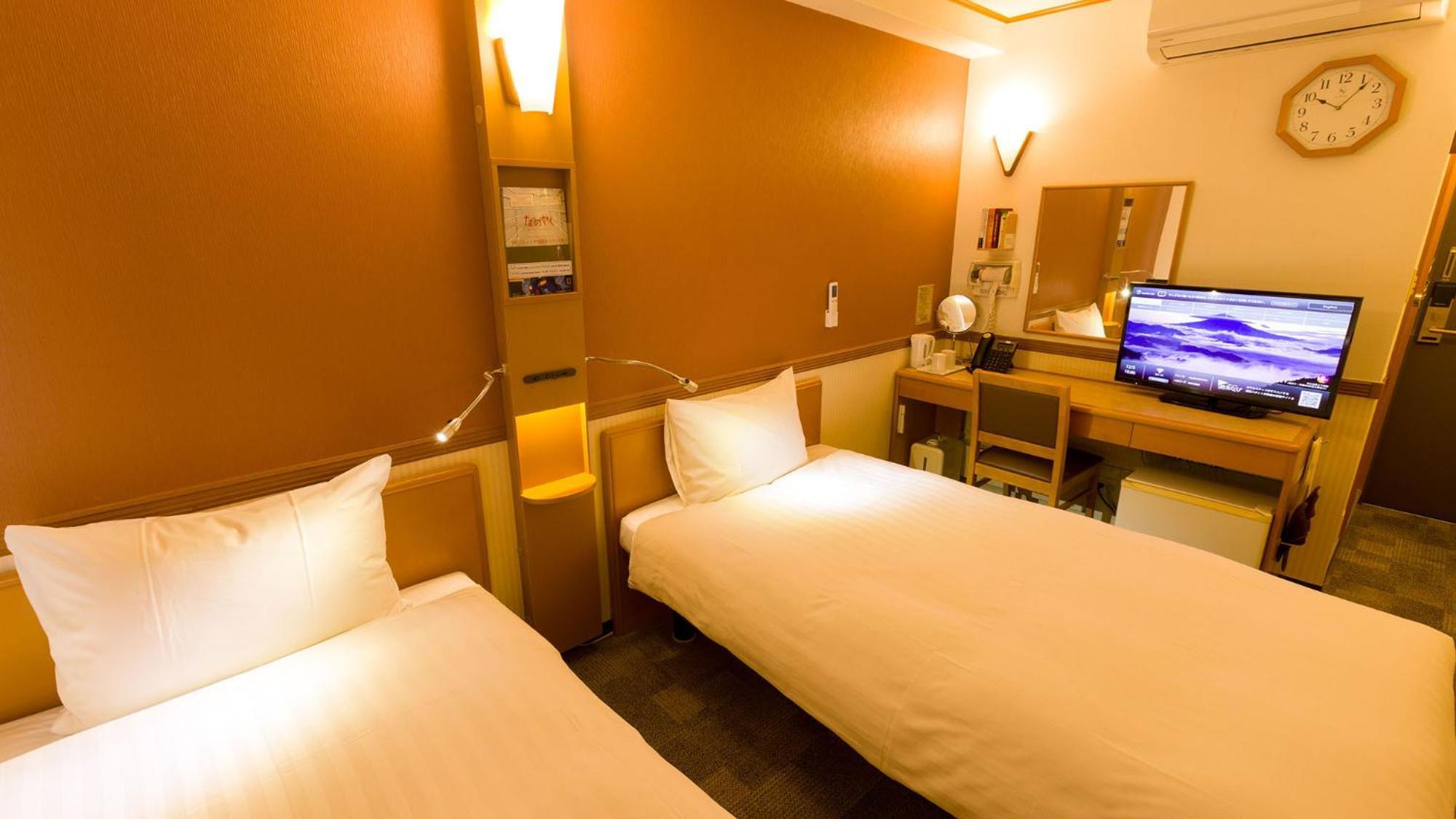 Toyoko Inn Yonezawa Ekimae Szoba fotó